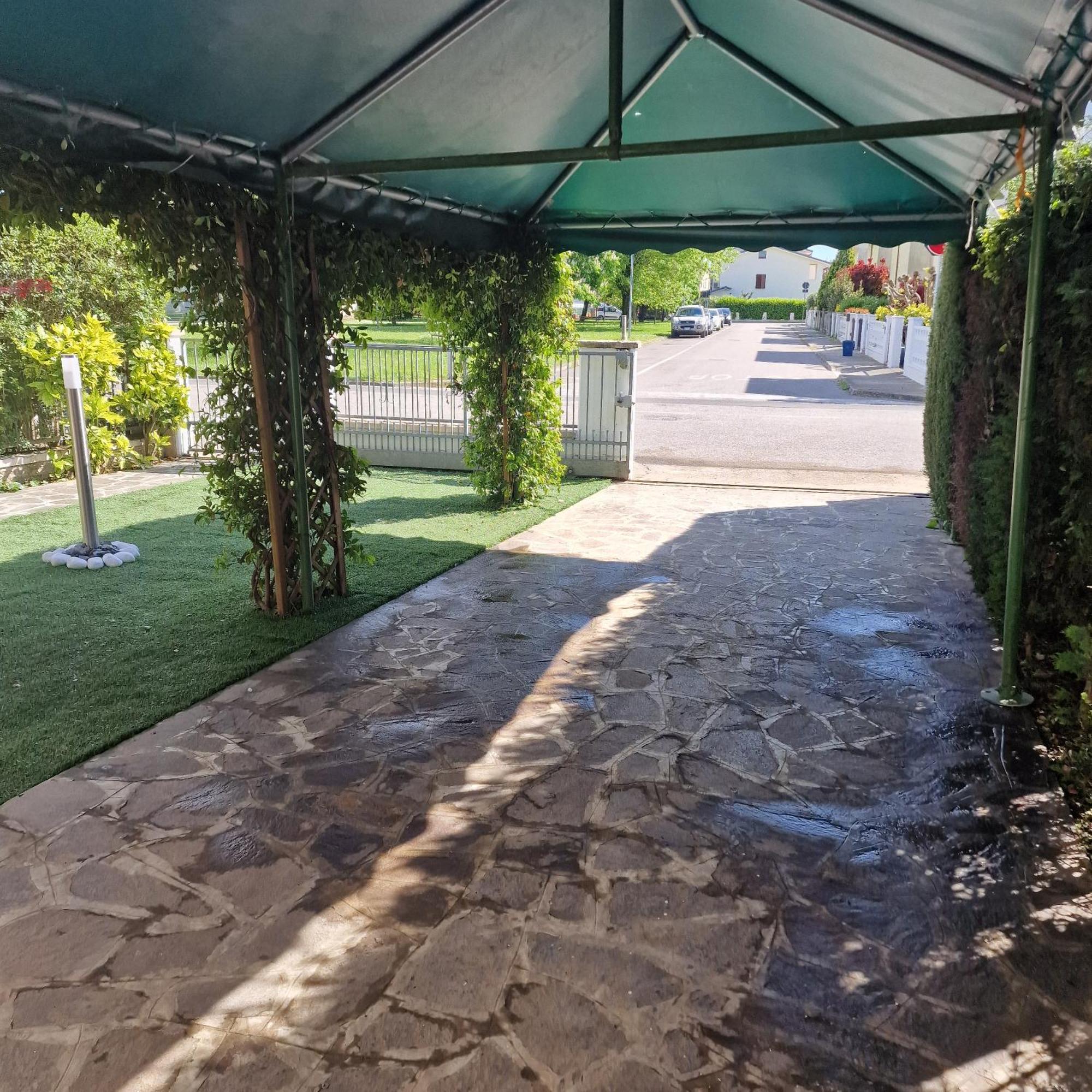Residenza Vittoria Villa Bagnolo San Vito Exteriör bild